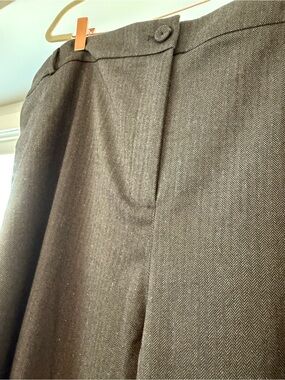 Classic Women’s Grey Herringbone Trouser